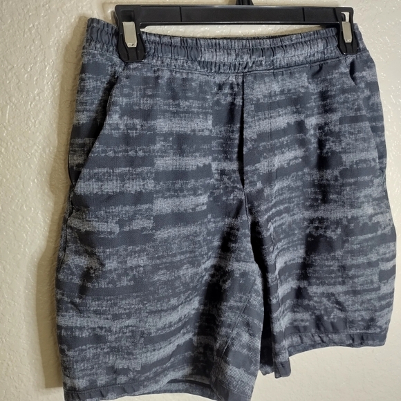 Lululemon Pace Breaker Lineless Short 7" Sz S - Picture 3 of 8